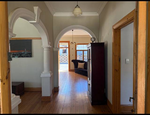 3 BEDROOM FREEHOLD FOR SALE IN GLENWOOD